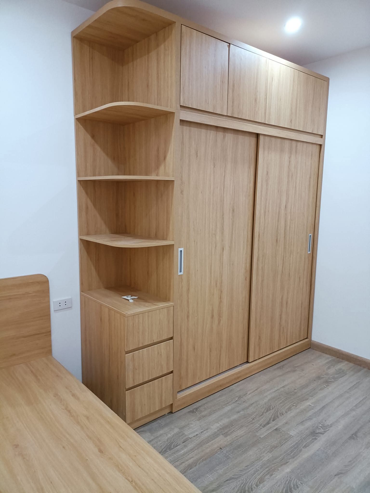 Bộ giường tủ gỗ MDF cánh lùa đơn giản
